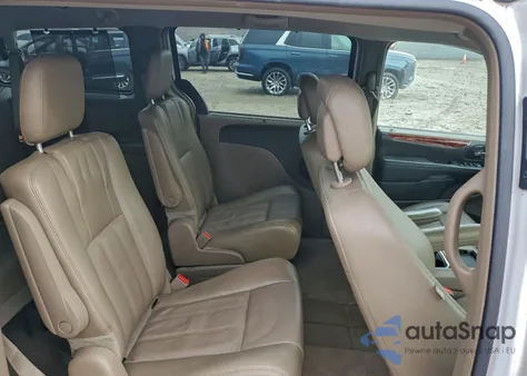 2015 Chrysler Town & Country Touring L z USA, uszkodzony, nr VIN 2C4RC1CG6FR520862